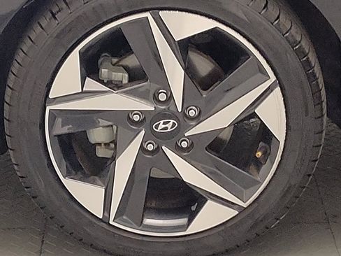 Used 2023 Hyundai Elantra SEL w/ Convenience Package FWD image 31