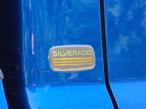 Used 2004 Chevrolet Silverado 1500 W/T w/ Light Duty Power Package AWD/4WD image 17