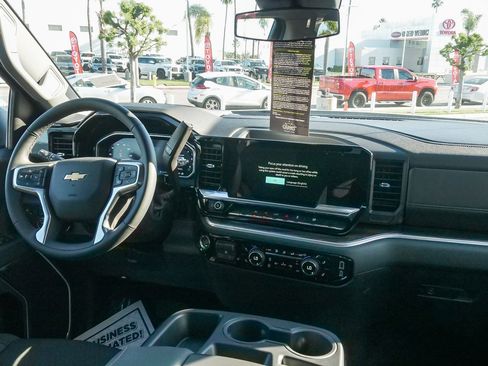 New 2026 Chevrolet Silverado 1500 LT image 12