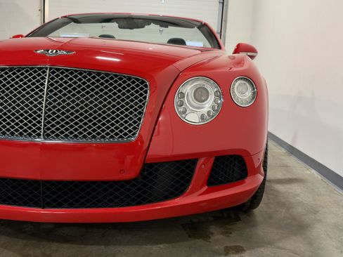 Used 2015 Bentley Continental GT image 6