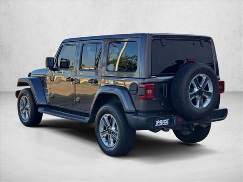 Used 2019 Jeep Wrangler Unlimited Sahara AWD/4WD image 8