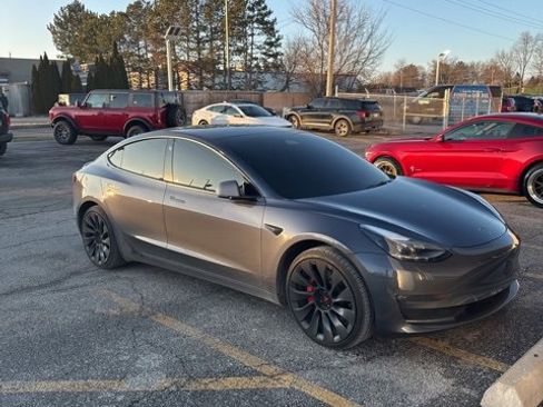 Used 2023 Tesla Model 3 Performance image 6