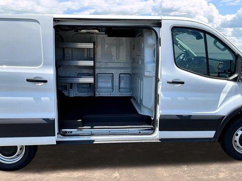 Certified 2025 Ford Transit 150 Low Roof RWD image 31