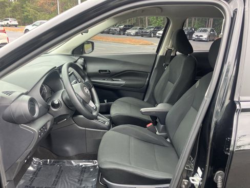 Used 2024 Nissan Kicks S FWD image 16