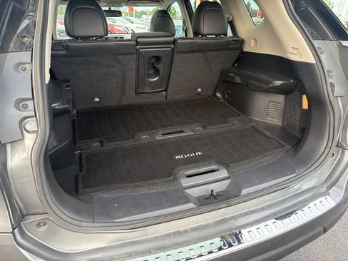 Used 2016 Nissan Rogue SL w/ SL Premium Package AWD/4WD image 21