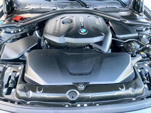 Used 2019 BMW 430i Coupe w/ M Sport Package RWD image 12
