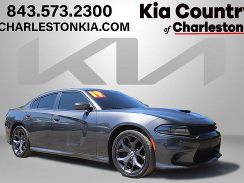 Used 2019 Dodge Charger R/T RWD image 1