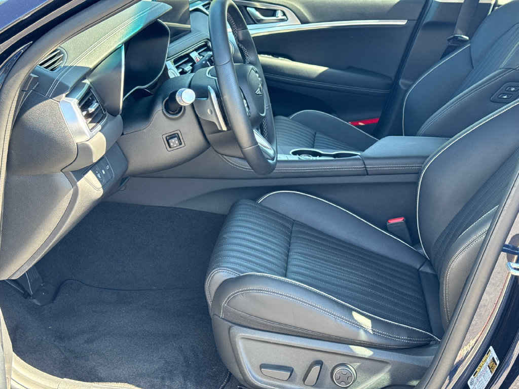 Used 2026 Genesis G70 2.5T Prestige RWD image 9