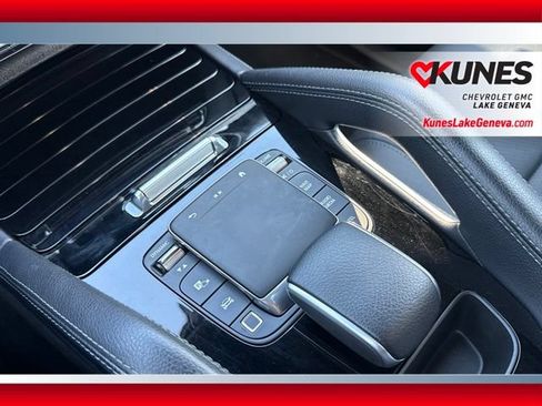Used 2025 Mercedes-Benz GLE 350 4MATIC image 29