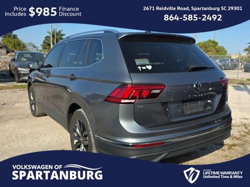 Used 2023 Volkswagen Tiguan SE image 8
