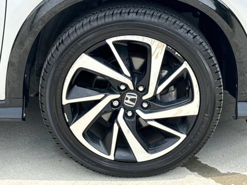 Certified 2020 Honda HR-V Sport image 11