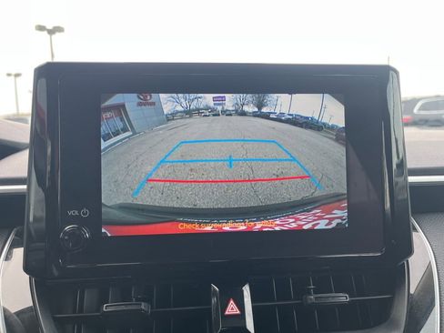 Certified 2024 Toyota Corolla LE image 22