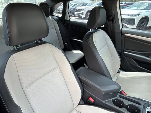 Used 2019 Volkswagen Jetta R-Line w/ R-Line Cold Weather Package FWD image 37
