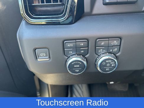 Used 2024 GMC Sierra 2500 AT4 w/ AT4 Premium Plus Package image 12