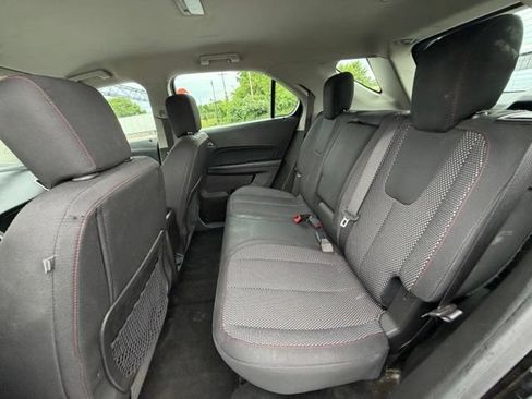Used 2017 Chevrolet Equinox LS FWD image 31