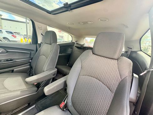 Used 2012 Chevrolet Traverse LT AWD/4WD image 19
