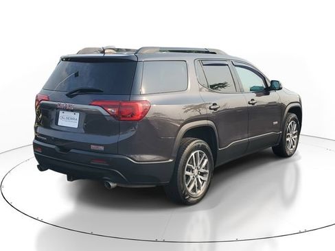 Certified 2017 GMC Acadia SLE w/ Driver Alert Package I AWD/4WD image 4