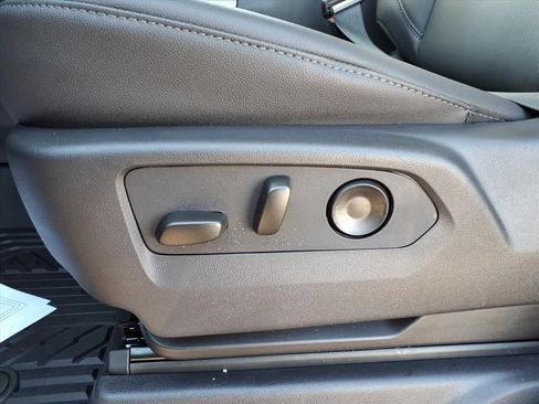 New 2026 Chevrolet Silverado 2500 LTZ w/ LTZ Convenience Package image 11