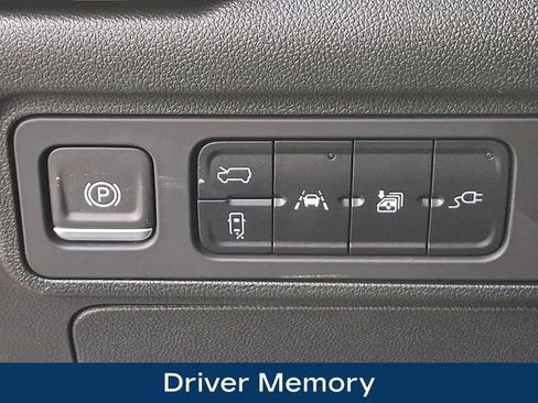 Used 2024 GMC Hummer EV 3X w/ Extreme Off-Road Package image 9