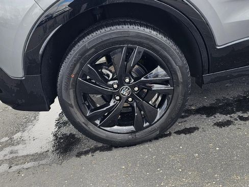 Used 2024 Buick Encore GX Sport Touring w/ Comfort Package image 8