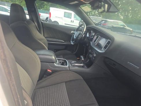 Used 2019 Dodge Charger Scat Pack RWD image 12