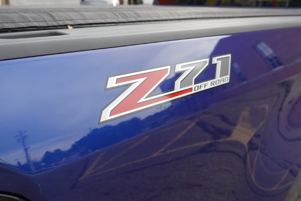 Used 2015 Chevrolet Colorado Z71 AWD/4WD image 8