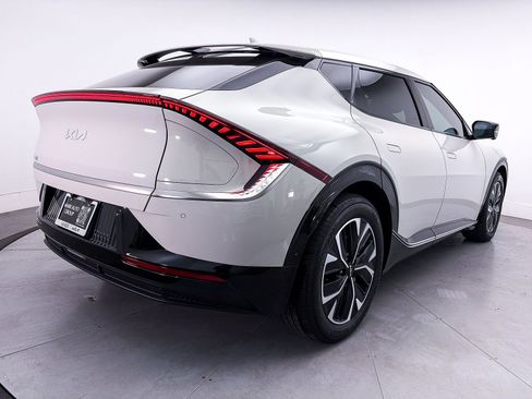 Certified 2024 Kia EV6 Wind w/ Wind Technology Package AWD/4WD image 16