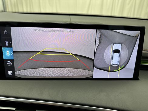 Certified 2026 Genesis GV70 3.5T Sport Prestige image 17