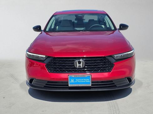 Used 2025 Honda Accord SE image 8