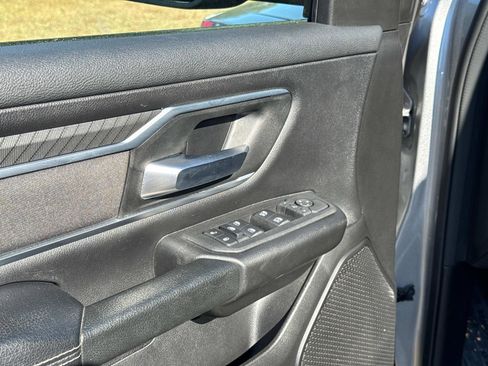 Certified 2025 RAM 1500 Big Horn image 18