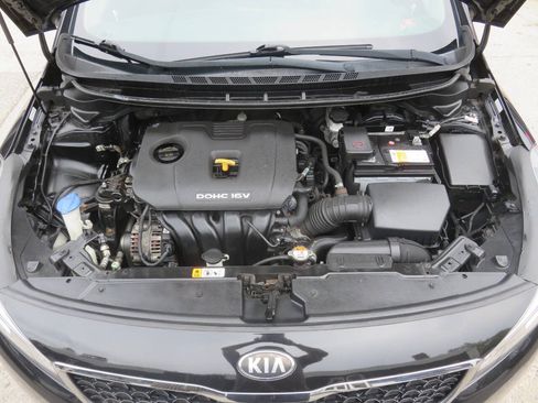 Used 2017 Kia Forte LX FWD image 33