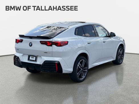 New 2026 BMW X2 xDrive28i w/ M Sport Package AWD/4WD image 5