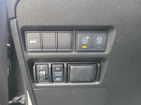 Used 2019 Nissan Armada SL w/ Premium Package AWD/4WD image 33