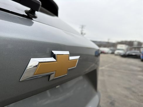 Used 2024 Chevrolet Trax LS w/ LS Convenience Package image 32