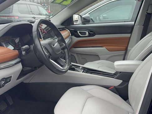 Used 2022 Jeep Compass Limited image 29