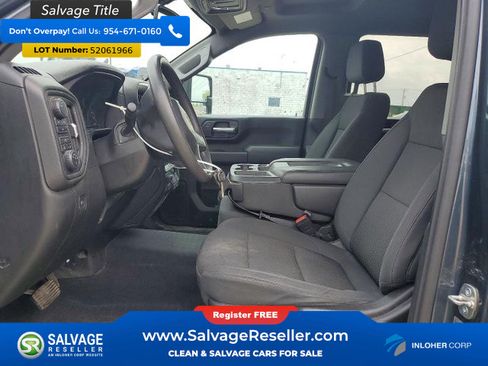 Used 2020 Chevrolet Silverado 2500 Custom w/ Custom Value Package AWD/4WD image 9