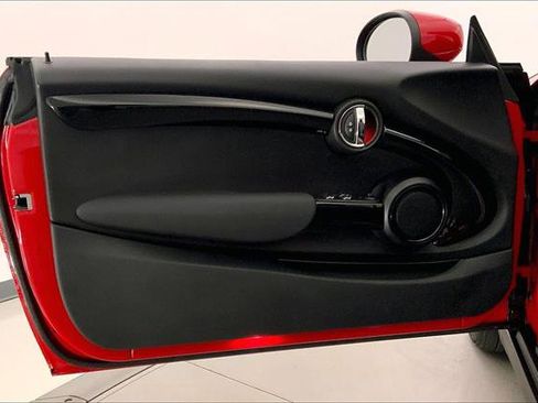 Used 2020 MINI Cooper S image 24