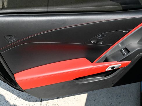 Used 2019 Chevrolet Corvette Z06 RWD image 20