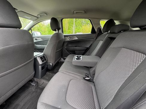 Used 2024 Kia Sportage LX FWD image 23