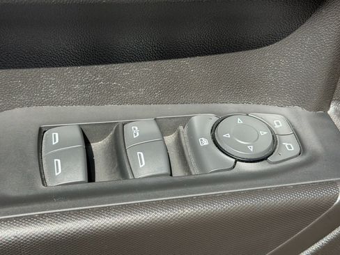 Used 2022 Chevrolet Silverado 1500 Custom RWD image 14
