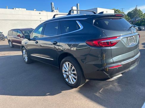 Used 2019 Buick Enclave Premium w/ Experience Buick Package AWD/4WD image 7
