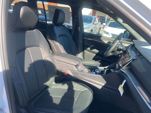 New 2026 Jeep Grand Cherokee Limited AWD/4WD image 21