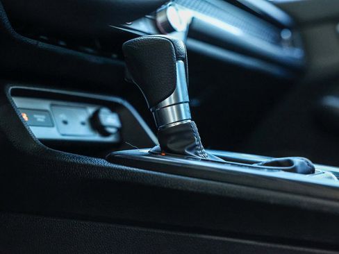 Used 2025 Honda Civic LX image 27