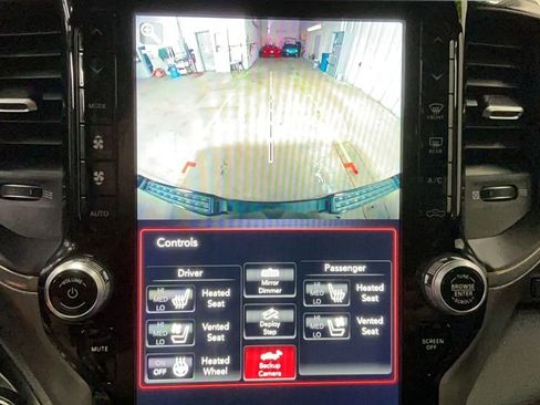 Used 2020 RAM 1500 Sport w/ Comfort & Convenience Group image 18