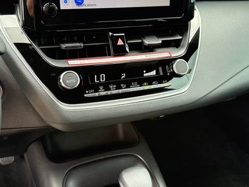 Used 2026 Toyota Corolla SE image 19