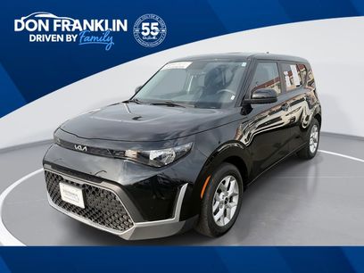 Used 2025 Kia Soul LX w/ LX Technology Package