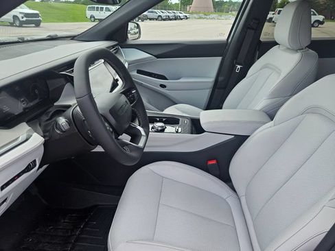 Used 2026 Jeep Cherokee Limited AWD/4WD image 9