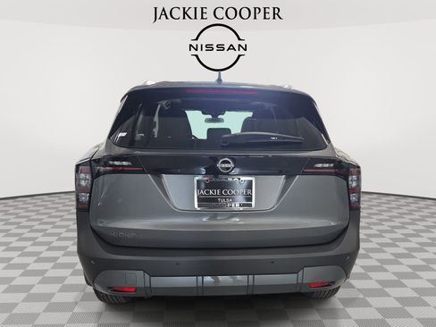 New 2026 Nissan Kicks SV w/ SV Premium Package FWD image 6