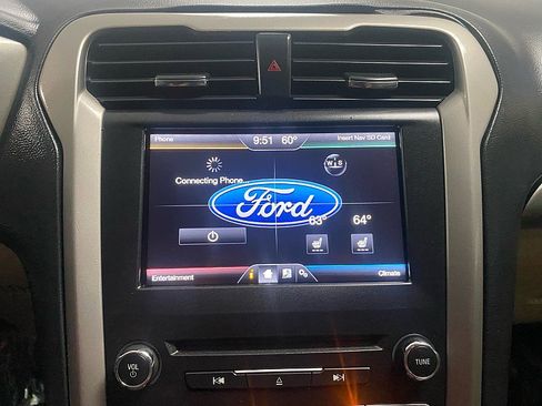 Used 2016 Ford Fusion Energi SE image 20