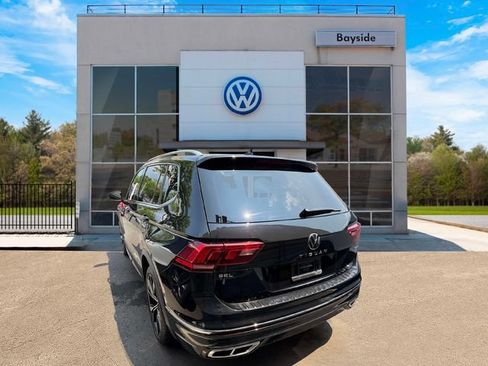 Certified 2024 Volkswagen Tiguan SEL R-Line AWD/4WD image 5